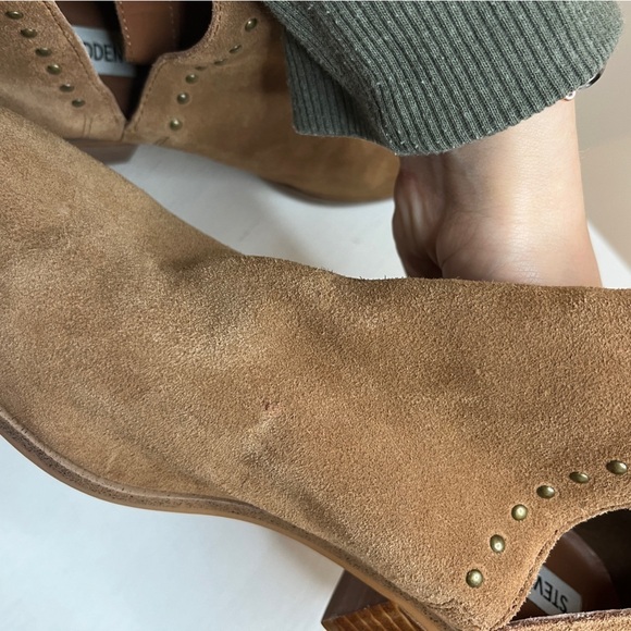 Steve Madden Lyz Tan Suede Ankle Booties 9.5 - Picture 10 of 14